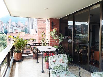 Apartamento de 4 alcobas en venta en El Poblado, Medellín, 300 m² · foto 14 de 20