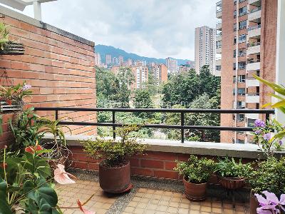 Apartamento de 4 alcobas en venta en El Poblado, Medellín, 300 m² · foto 20 de 20