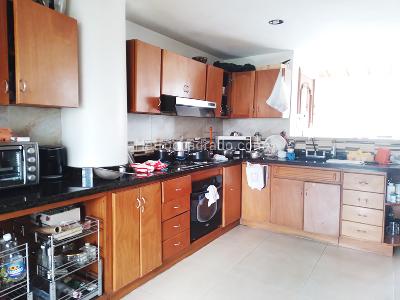 Apartamento en venta en El Poblado, Medellín · foto 6 de 17