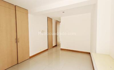 Apartamento de 4 alcobas en venta en Alejandría, Medellín, 136 m² · foto 7 de 16