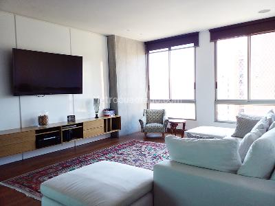 Apartamento de 3 alcobas en venta en El Poblado, Medellín, 365 m² · foto 8 de 19