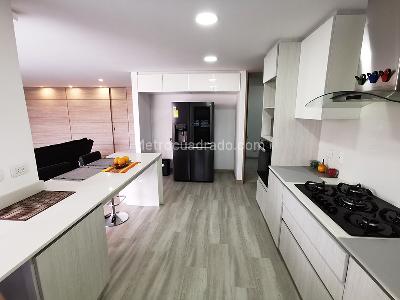 Apartamento en venta en Envigado, Envigado · foto 9 de 20