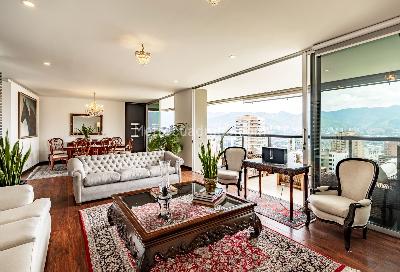 Apartamento en venta en El Poblado, Medellín · foto 2 de 20