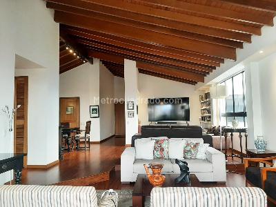 Apartamento de 3 alcobas en venta en El Poblado, Medellín, 240 m² · foto 6 de 18