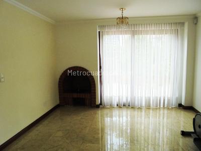 Casa de 4 alcobas en venta en El Poblado, Medellín, 300 m² · foto 5 de 17