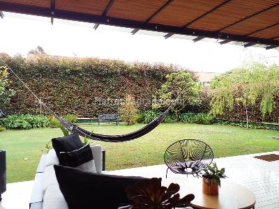 Casa de 3 alcobas en venta en Envigado, Envigado, 250 m² · foto 19 de 20
