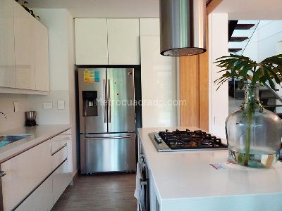 Casa de 3 alcobas en venta en Envigado, Envigado, 250 m² · foto 6 de 20
