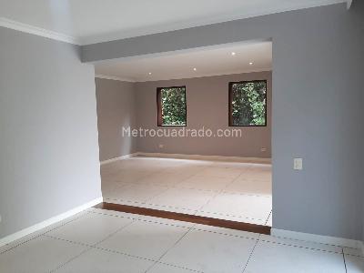 Casa en venta en Envigado, Envigado · foto 4 de 20