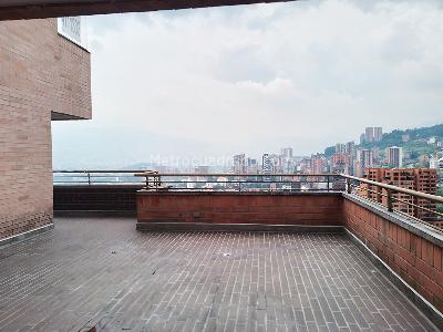 Apartamento de 3 alcobas en venta en La Florida, Medellín, 325 m² · foto 19 de 19