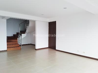 Apartamento de 3 alcobas en venta en La Florida, Medellín, 325 m² · foto 4 de 19