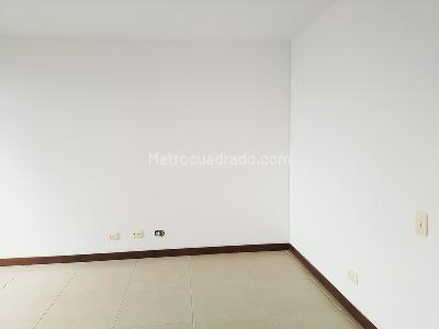 Apartamento de 3 alcobas en venta en La Florida, Medellín, 325 m² · foto 5 de 19