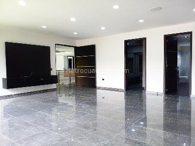 Casa de 5 alcobas en venta en Envigado, Envigado, 720 m² · foto 10 de 18