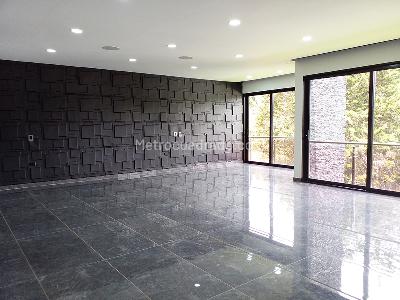 Casa de 5 alcobas en venta en Envigado, Envigado, 720 m² · foto 12 de 18