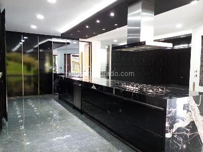 Casa de 5 alcobas en venta en Envigado, Envigado, 720 m² · foto 4 de 18