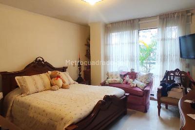 Apartamento de 3 alcobas en venta en El Poblado, Medellín, 177 m² · foto 10 de 15