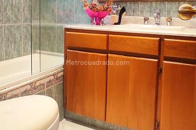 Apartamento de 3 alcobas en venta en El Poblado, Medellín, 177 m² · foto 12 de 15