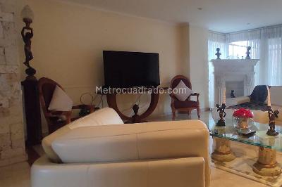 Apartamento de 3 alcobas en venta en El Poblado, Medellín, 177 m² · foto 3 de 15