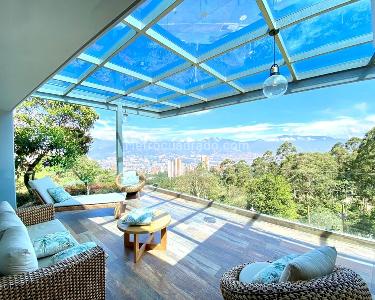 Casa de 3 alcobas en venta en El Poblado, Medellín, 420 m² · foto 12 de 14