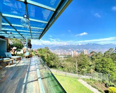 Casa de 3 alcobas en venta en El Poblado, Medellín, 420 m² · foto 14 de 14