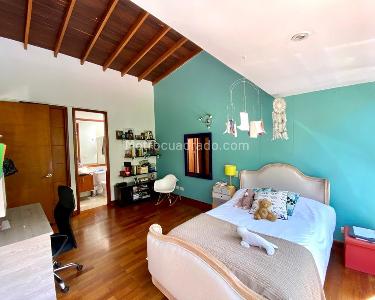 Casa de 3 alcobas en venta en El Poblado, Medellín, 420 m² · foto 6 de 14