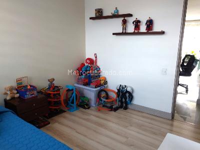 Apartamento de 3 alcobas en venta en La Florida, Medellín, 153 m² · foto 10 de 15