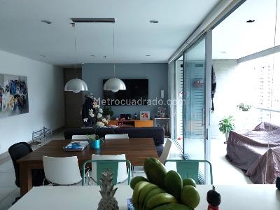 Apartamento de 3 alcobas en venta en La Florida, Medellín, 153 m² · foto 2 de 15