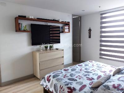 Apartamento de 3 alcobas en venta en La Florida, Medellín, 153 m² · foto 8 de 15