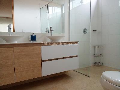Casa de 3 alcobas en venta en Envigado, Envigado, 385 m² · foto 11 de 19
