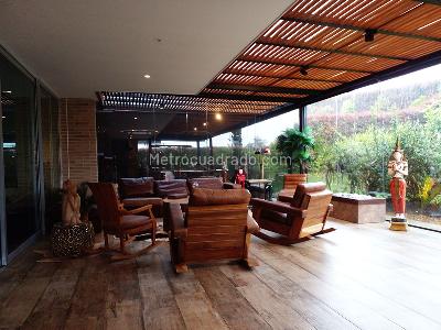 Casa de 3 alcobas en venta en Envigado, Envigado, 385 m² · foto 14 de 19