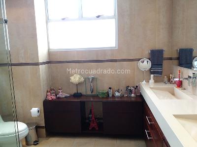 Apartamento de 3 alcobas en venta en Los Balsos, Medellín, 230 m² · foto 17 de 20