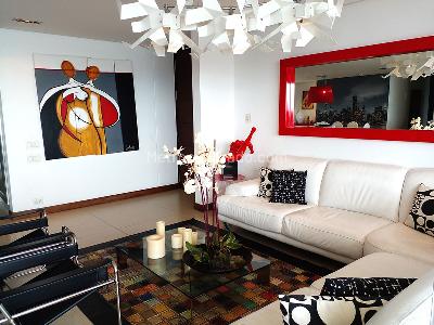 Apartamento de 3 alcobas en venta en Los Balsos, Medellín, 230 m² · foto 5 de 20