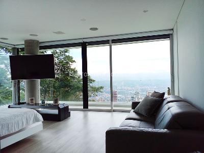 Casa de 4 alcobas en venta en El Poblado, Medellín, 680 m² · foto 12 de 20