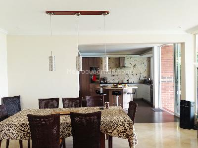 Casa de 4 alcobas en venta en El Poblado, Medellín, 340 m² · foto 4 de 20
