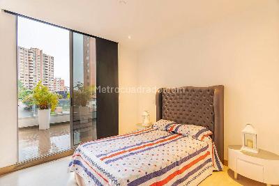 Apartamento de 3 alcobas en venta en El Poblado, Medellín, 187 m² · foto 11 de 18