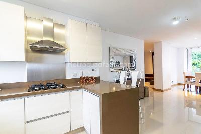 Apartamento de 3 alcobas en venta en El Poblado, Medellín, 187 m² · foto 5 de 18