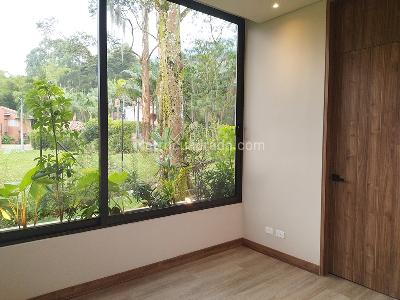 Casa de 3 alcobas en venta en Los Balsos, Medellín, 1125 m² · foto 10 de 19