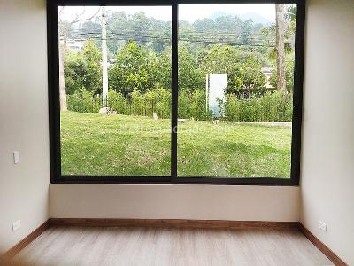 Casa de 3 alcobas en venta en Los Balsos, Medellín, 1125 m² · foto 13 de 19