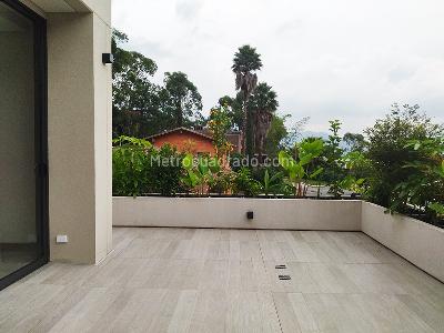 Casa de 3 alcobas en venta en Los Balsos, Medellín, 1125 m² · foto 18 de 19