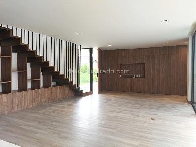 Casa de 3 alcobas en venta en Los Balsos, Medellín, 1125 m² · foto 4 de 19