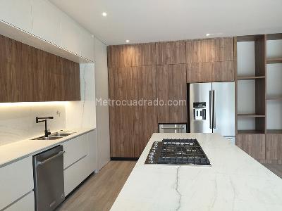 Casa de 3 alcobas en venta en Los Balsos, Medellín, 1125 m² · foto 7 de 19