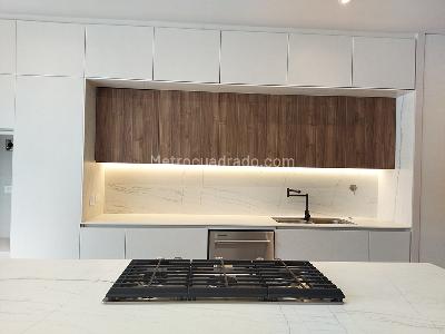Casa de 3 alcobas en venta en Los Balsos, Medellín, 1125 m² · foto 8 de 19
