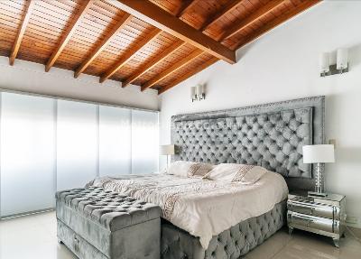Casa de 4 alcobas en venta en La Asomadera, Medellín, 400 m² · foto 14 de 19