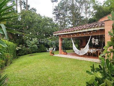 Casa de 5 alcobas en venta en El Poblado, Medellín, 450 m² · foto 18 de 20