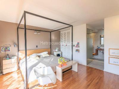 Apartamento de 2 alcobas en venta en El Poblado, Medellín, 175 m² · foto 8 de 17
