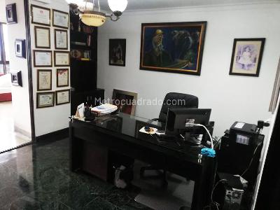 Apartamento en venta en El Poblado, Medellín · foto 9 de 14