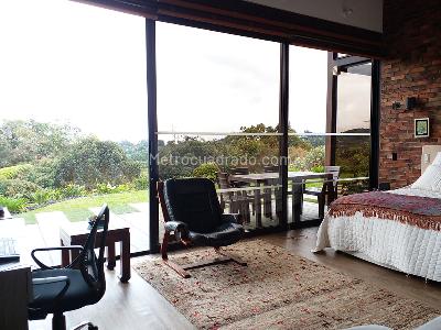 Casa de 3 alcobas en venta en Envigado, Envigado, 450 m² · foto 10 de 20
