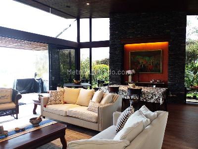 Casa de 3 alcobas en venta en Envigado, Envigado, 450 m² · foto 2 de 20