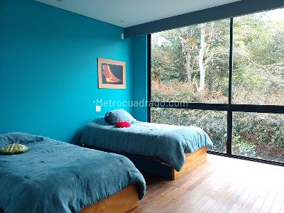 Casa de 5 alcobas en venta en Envigado, Envigado, 704 m² · foto 12 de 20