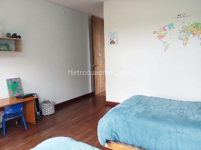 Casa de 5 alcobas en venta en Envigado, Envigado, 704 m² · foto 13 de 20