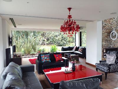 Casa de 5 alcobas en venta en Envigado, Envigado, 704 m² · foto 3 de 20